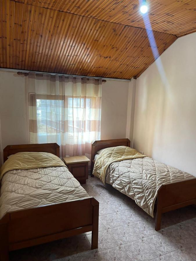Vila Dedi Apartment Shkodër Екстериор снимка